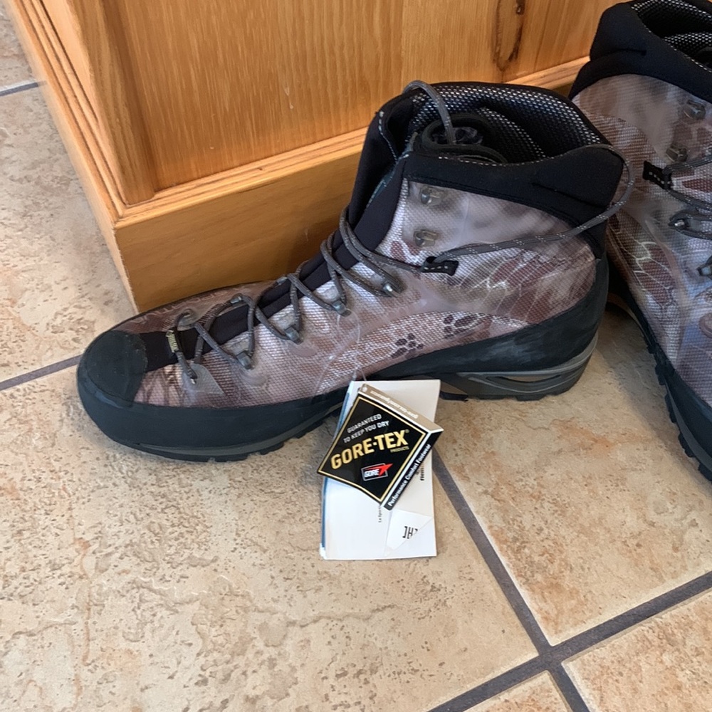 La Sportiva Trango Cube GTX Mountaineering Boots Mens-New - Picture 2 of 4
